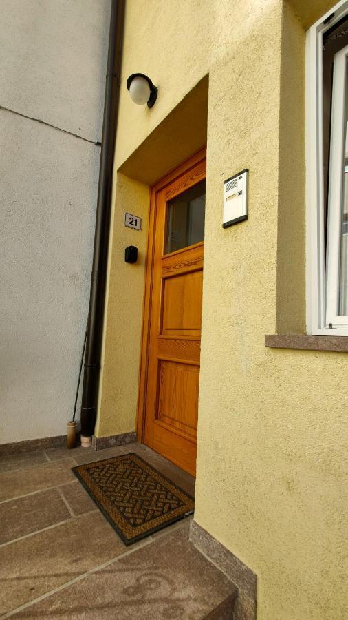 メッツァーナ Casa Emmaヴィラ エクステリア 写真